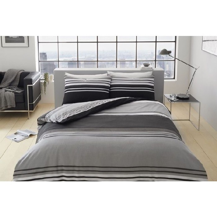 household-goods/bed-linen/printed-duvet-set-moxie-double-blackwhite