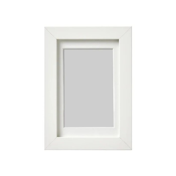 home-decor/frames/ikea-ribba-frame-white-10x15-cm