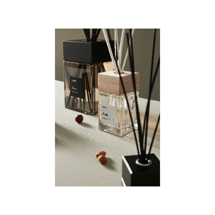 home-decor/candles-home-fragrance/bizzotto-fig-and-almonds-reed-diffuser-2500ml