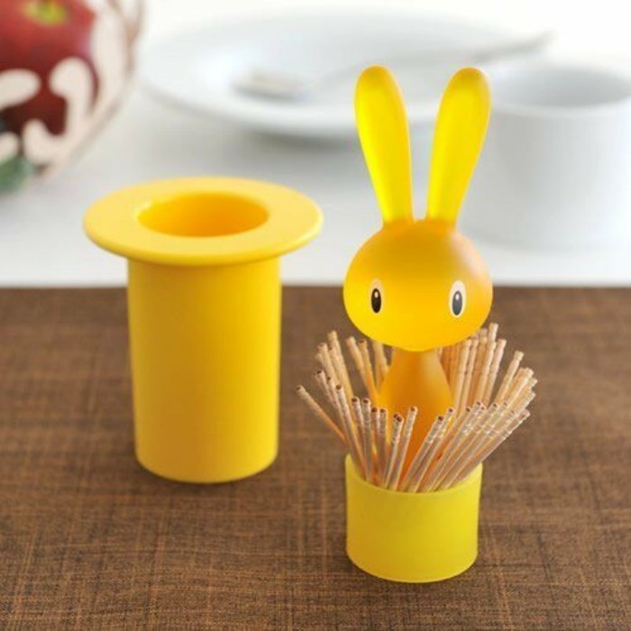 tableware/miscellaneous-tableware/alessi-on-magic-bunny-toothpicyellow