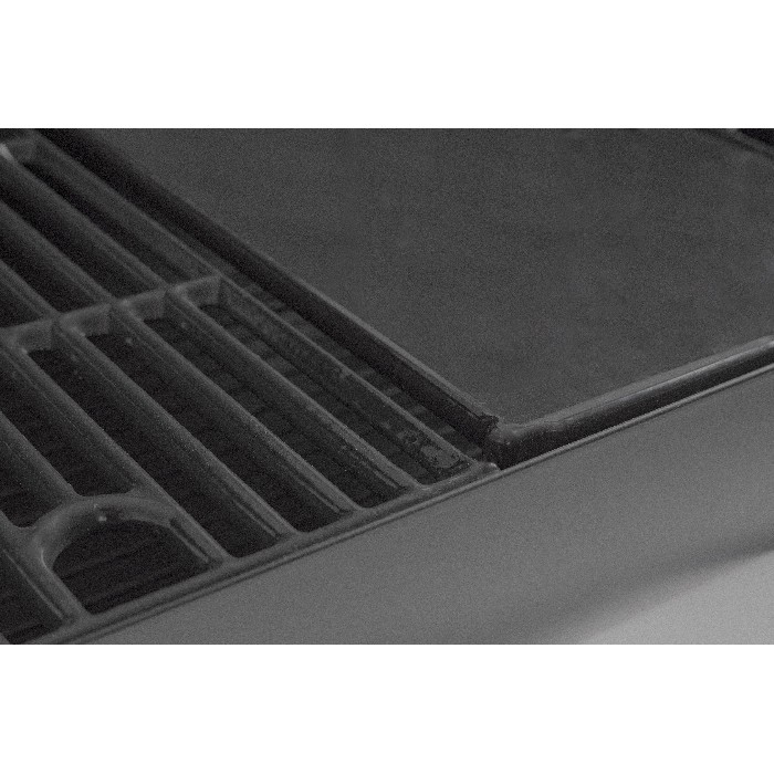 outdoor/charcoal-bbqs-smokers/vlora-charcoal-barbecue-black