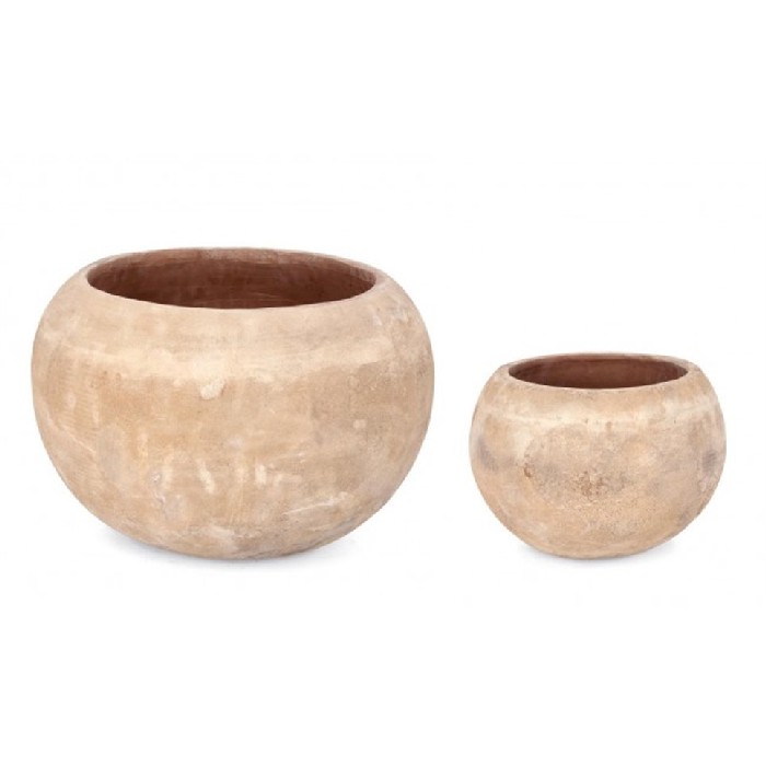 home-decor/indoor-pots-plant-stands/bizzotto-set-of-2-minh-fat-brown-terracotta-vase-holders
