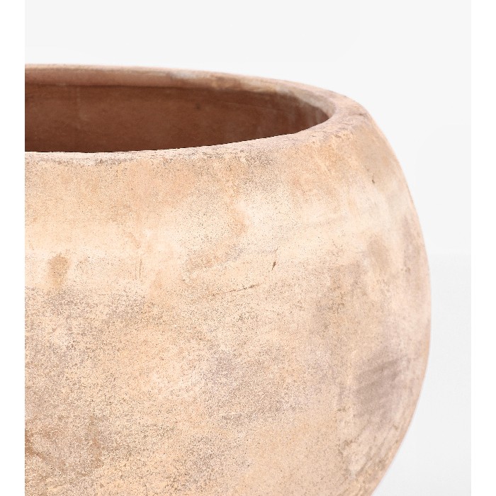 home-decor/indoor-pots-plant-stands/bizzotto-set-of-2-minh-fat-brown-terracotta-vase-holders