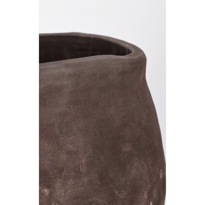 home-decor/vases/bizzotto-set-of-2-minh-shaped-vase-holders-dark-terracotta