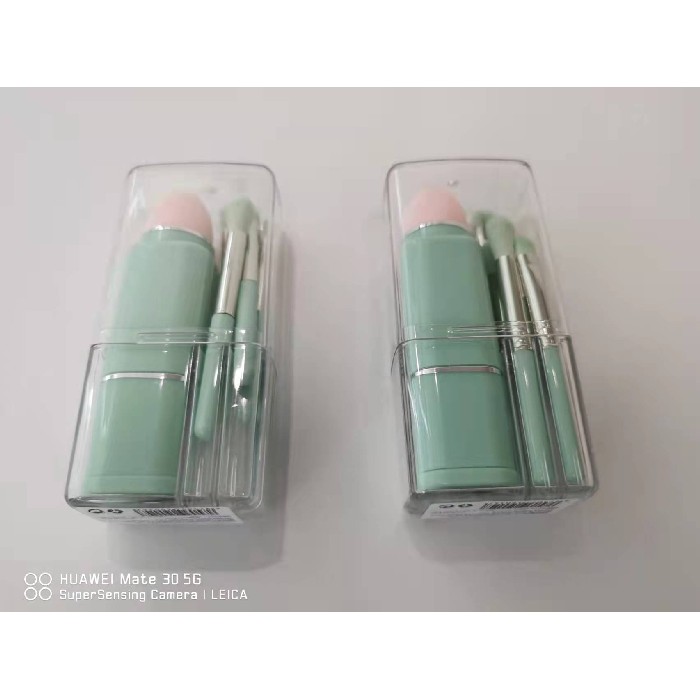 bathrooms/body-care/mumuso-portable-8-in-1-retractable-makeup-brush-set-green