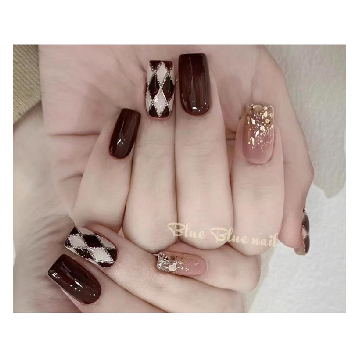 bathrooms/personal-beauty-clean/mumuso-magicfinger-press-on-nails-chanel-style