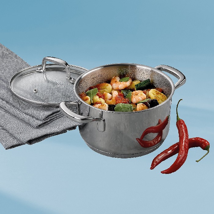 kitchenware/pots-lids-pans/kela-covered-saucepot-flavoria