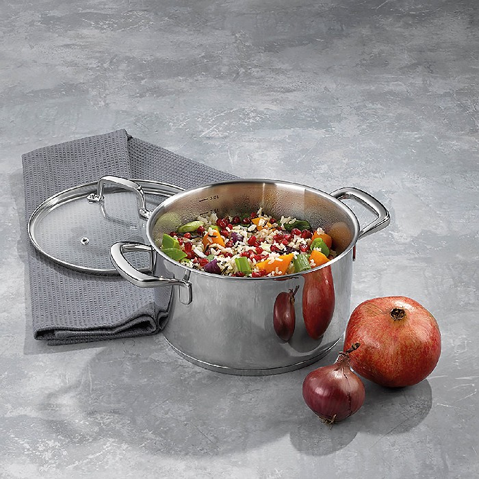 kitchenware/pots-lids-pans/kela-covered-saucepot-flavoria-10175