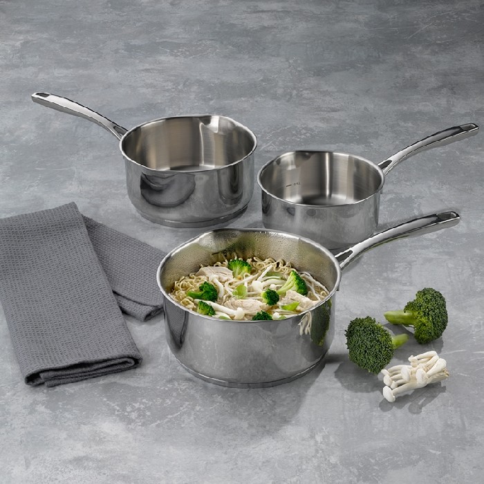 kitchenware/dishes-casseroles/kela-set-of-casseroles-with-handle