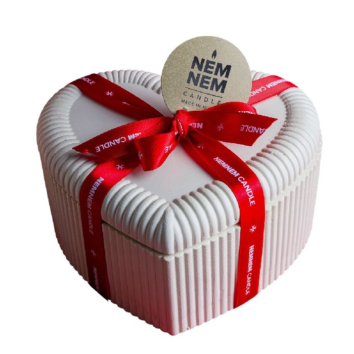 home-decor/candles-home-fragrance/love-at-first-light-valentines-collection-large