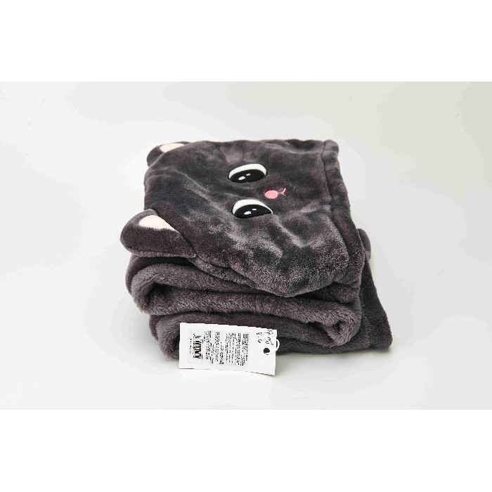 home-textiles/bath-linen-towels/mumuso-grey-cat-hooded-blanket