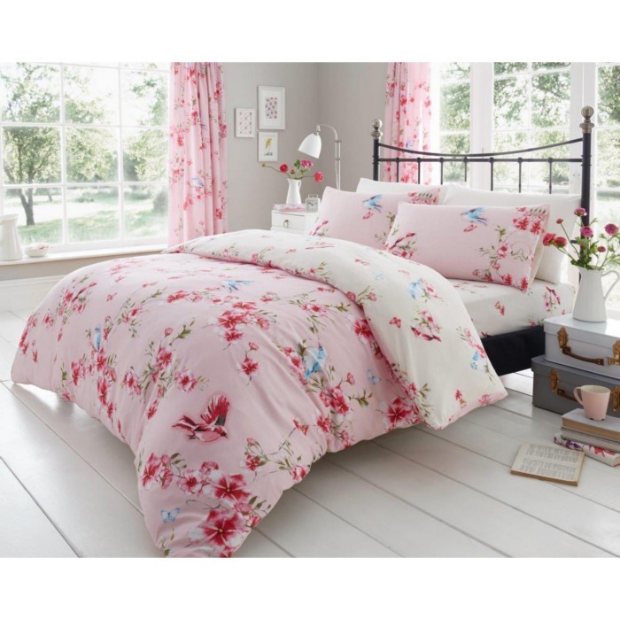 home-textiles/duvet-covers-sets/promo-printed-duvet-set-birdie-blossom-super-king-pink