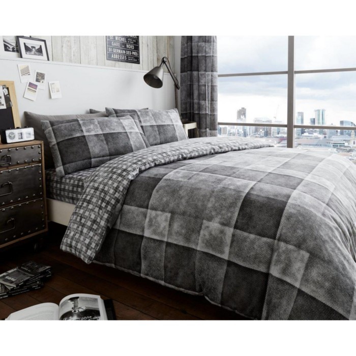 home-textiles/duvet-covers-sets/printed-duvet-set-denim-check-super-king-grey