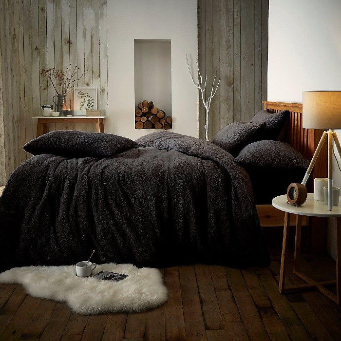 home-textiles/duvet-covers-sets/teddy-plain-duvet-set-single-black