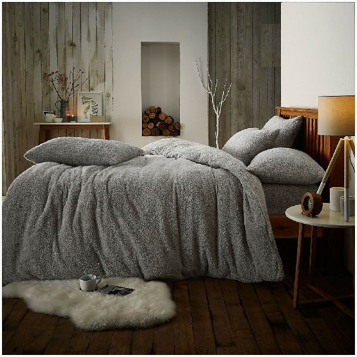 home-textiles/duvet-covers-sets/teddy-plain-duvet-set-single-silver