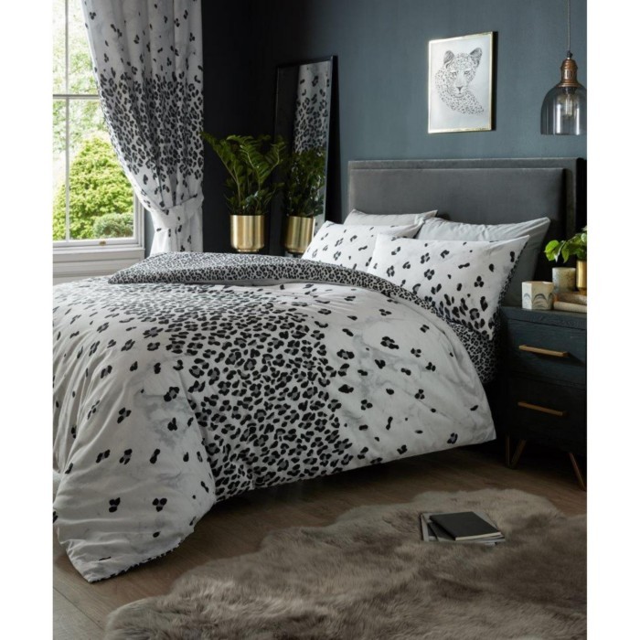 home-textiles/duvet-covers-sets/printed-duvet-set-marble-leopard-king