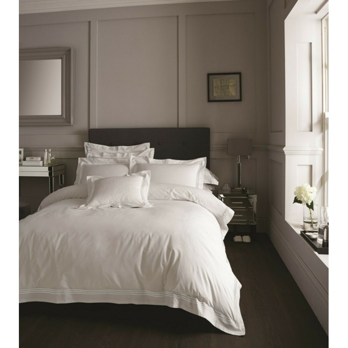 home-textiles/duvet-covers-sets/gaveno-cavailia-duvet-set-devore-king-whitewhite