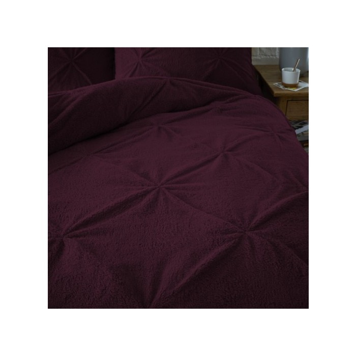 home-textiles/duvet-covers-sets/teddy-duvet-set-chiswick-pintuck-single-purple