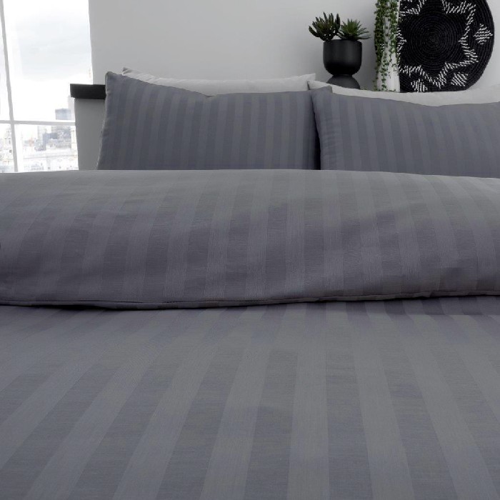 home-textiles/duvet-covers-sets/gaveno-cavailia-200thread-count-satin-stripe-1-inch-double-charcoal