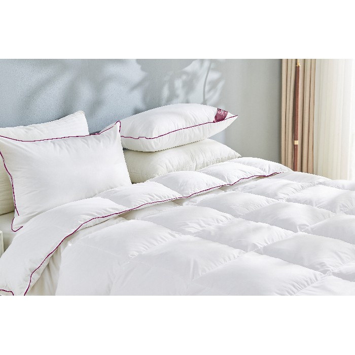 home-textiles/bedspreads-duvets-quilts/gaveno-cavailia-hotel-collection-savile-microfibre-quilt-13-5-tog-king