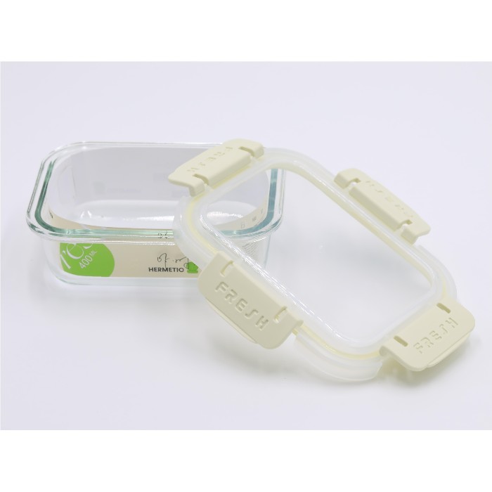 kitchenware/food-storage/mumuso-glass-food-storage-container-rectangular400-ml-green