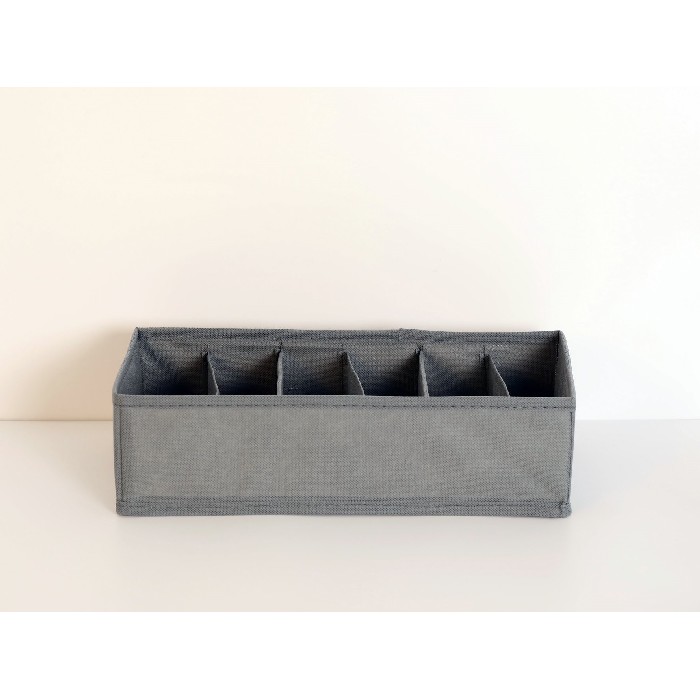 household-goods/clothes-wardrobe-storage/mumuso-foldable-underwear-storage-box-6-compartments