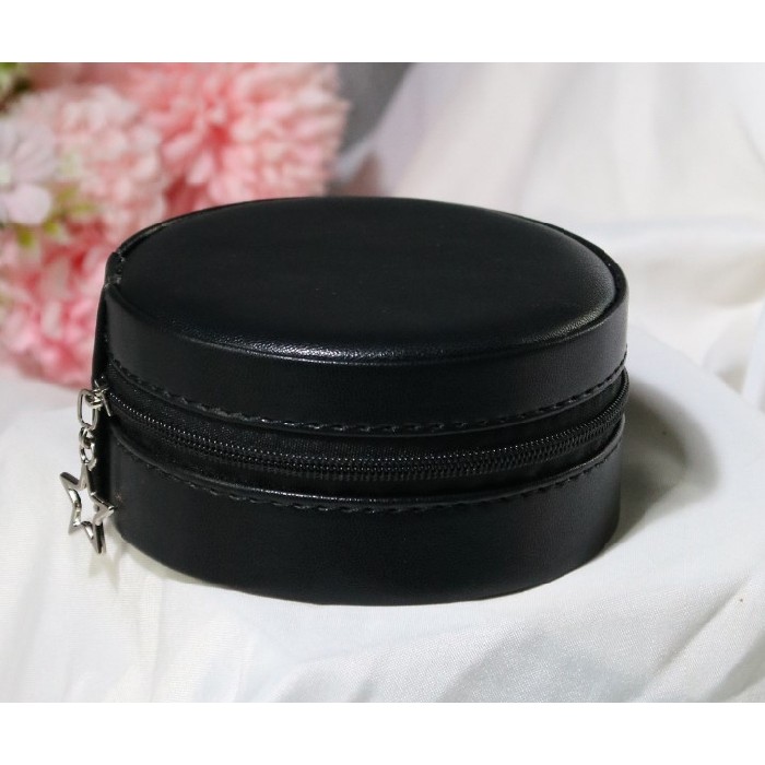 home-decor/jewellery-boxes/mumuso-macaroon-colored-jewelry-box-black