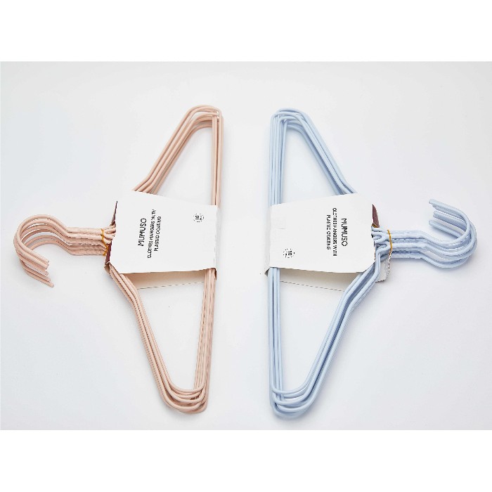 household-goods/clothes-hangers/mumuso-clothes-hangers-with-plastic-coating-10-pack