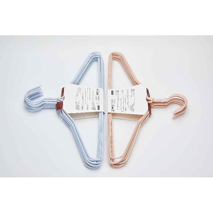 household-goods/clothes-hangers/mumuso-clothes-hangers-with-plastic-coating-10-pack
