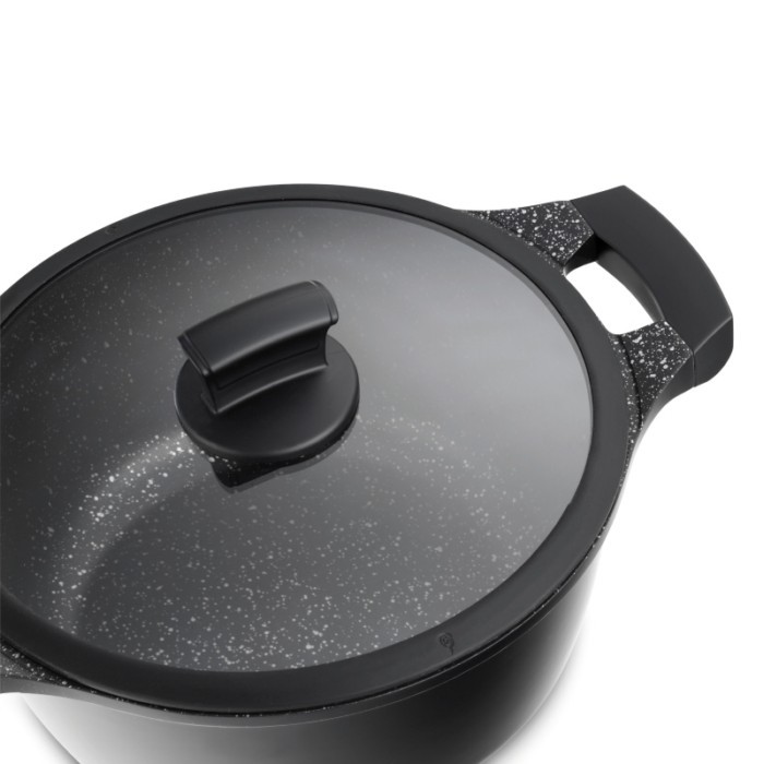 kitchenware/pots-lids-pans/kela-stella-nova-covered-saucepot