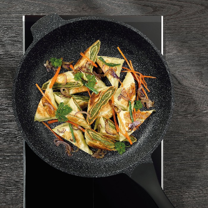 kitchenware/pots-lids-pans/kela-frying-pan-stella-nova-32cm