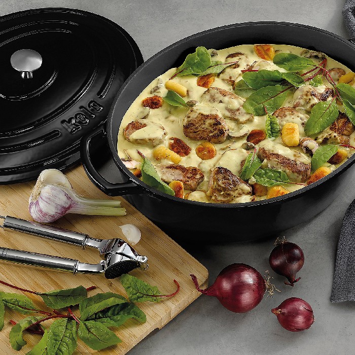 kitchenware/pots-lids-pans/kela-roasting-tray-oval-calido-12474