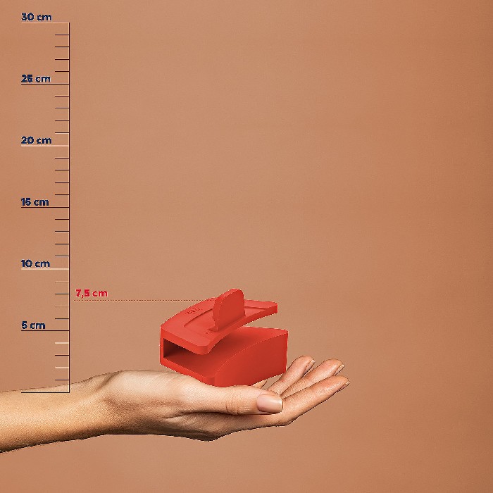 home-textiles/kitchen-textiles/kela-silicone-handle-protector-cali-red-12870