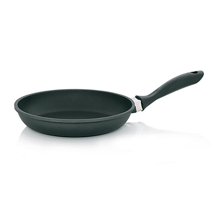 kitchenware/pots-lids-pans/kela-frying-pan-kerros-15151