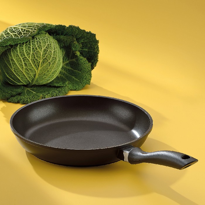 kitchenware/pots-lids-pans/kela-frying-pan-kerros-15151