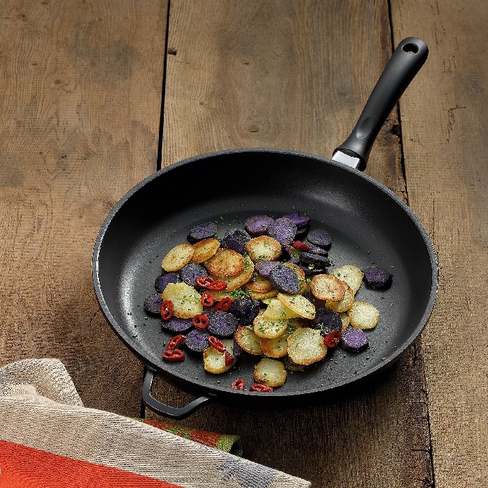 kitchenware/pots-lids-pans/kela-frying-pan-kerros-15154