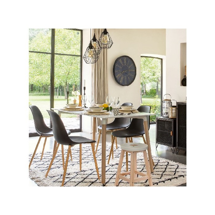 dining/dining-chairs/atmosphera-taho-chair-with-metal-legs-and-black-pp-shell