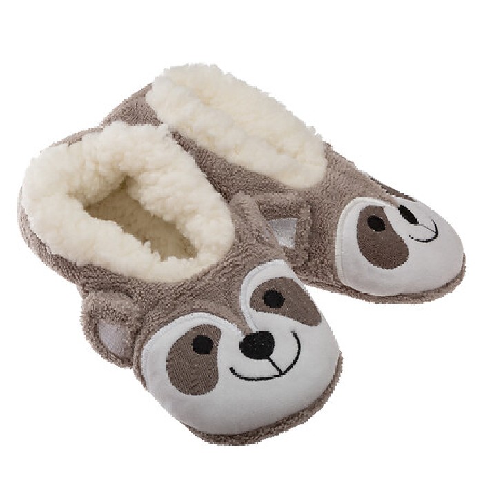 kids-and-stationery/kids-room-textiles-soft-furnishings/atmosphera-kids-sherpa-animal-slippers
