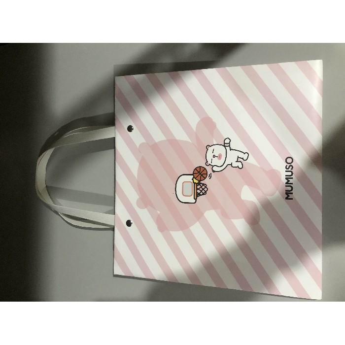 kids-and-stationery/stationery/mumuso-mumu-diagonal-stripe-gift-bag-pinks