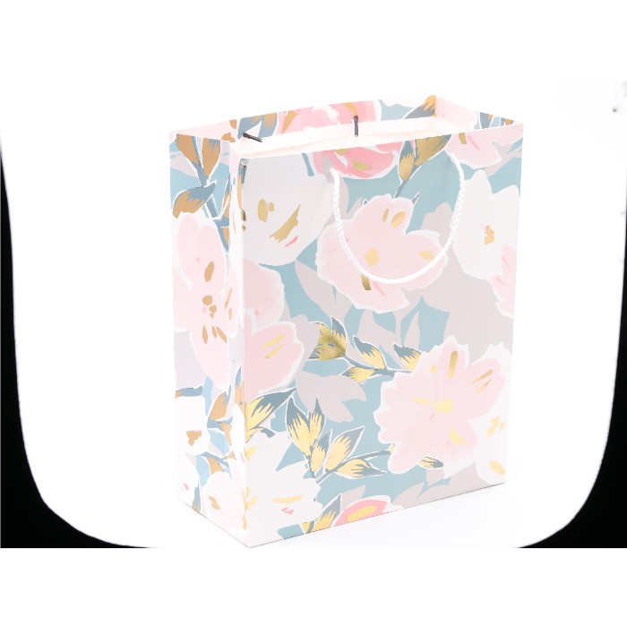 kids-and-stationery/stationery/mumuso-peach-blossom-gift-bag-m