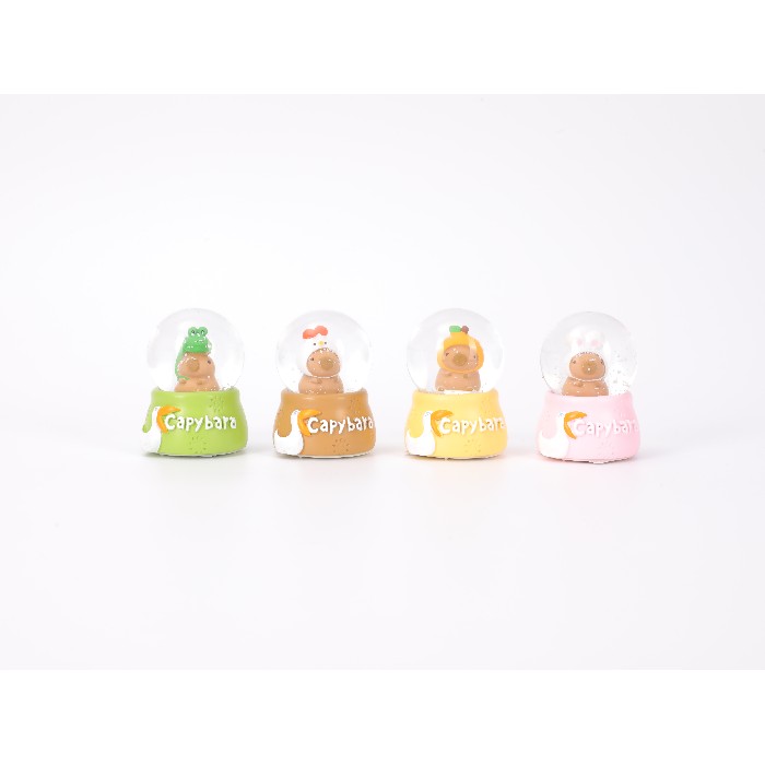kids-and-stationery/kids-room-decor-wall-accessories/mumuso-snow-globe-with-light-capybara45#