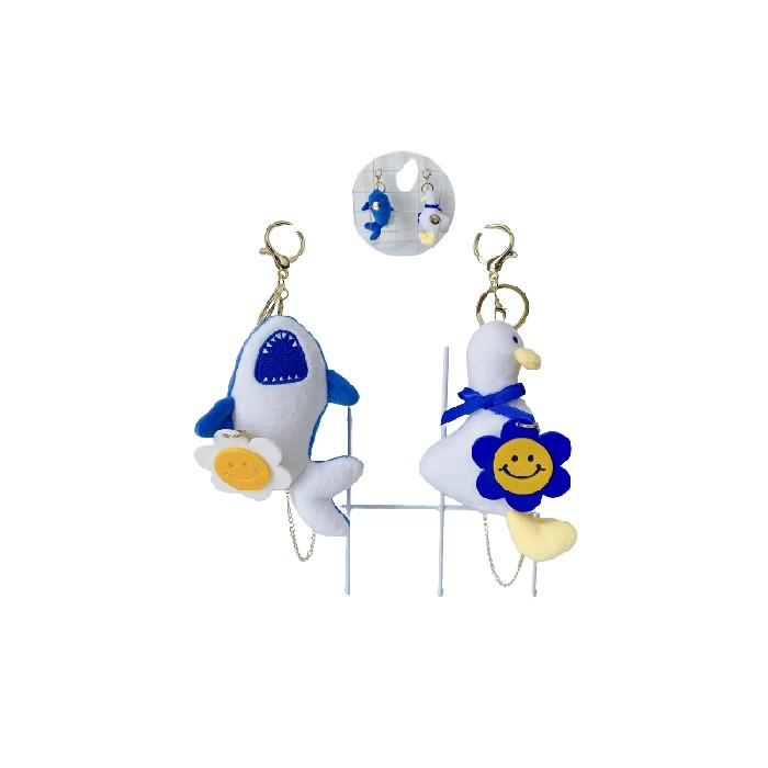 kids-and-stationery/toys/mumuso-cartoon-bag-pendant-with-brooch