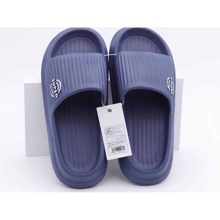 household-goods/clothes-shoes-accessories/mumuso-men-s-vertical-stripe-slippers-blue44-45