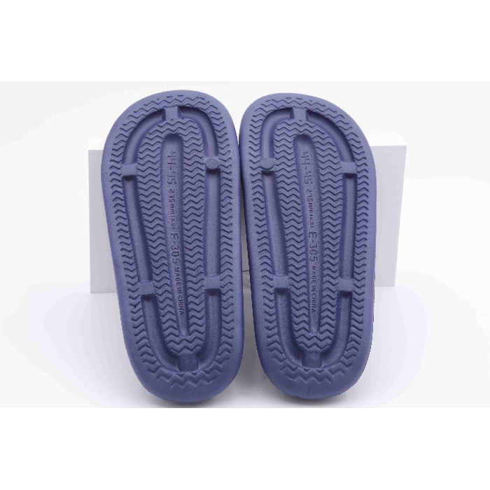 household-goods/clothes-shoes-accessories/mumuso-men-s-vertical-stripe-slippers-blue44-45