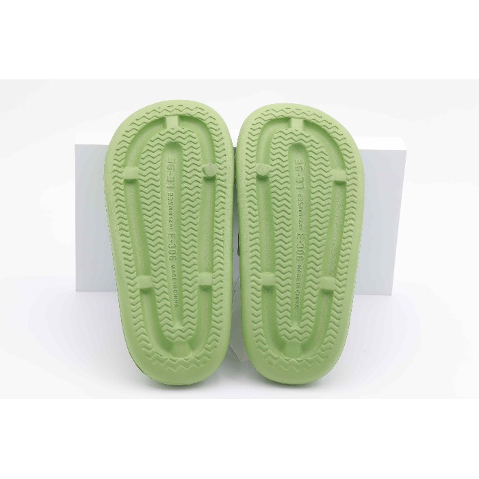 household-goods/clothes-shoes-accessories/mumuso-women-s-vertical-stripe-slippers-green38-39