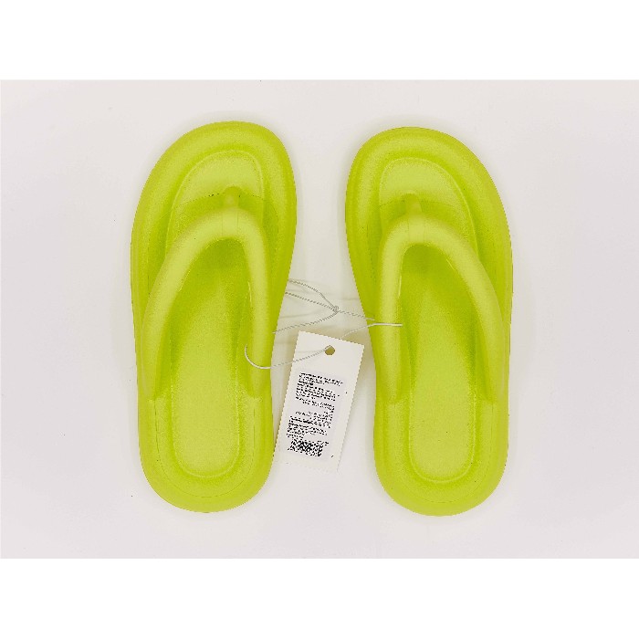 household-goods/clothes-shoes-accessories/mumuso-women-s-comfortable-flip-flops-fluorescent-green36-37