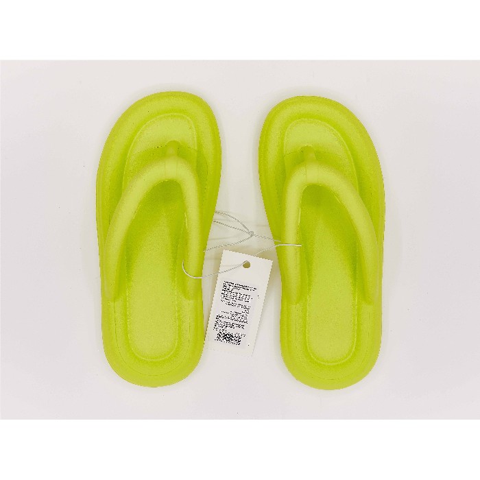 household-goods/clothes-shoes-accessories/mumuso-women-s-comfortable-flip-flops-fluorescent-green40-41