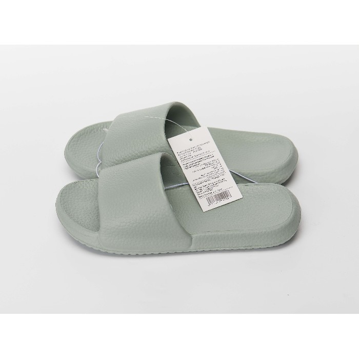 household-goods/clothes-shoes-accessories/mumuso-women's-lightweight-slippers-hazy-blue39-40