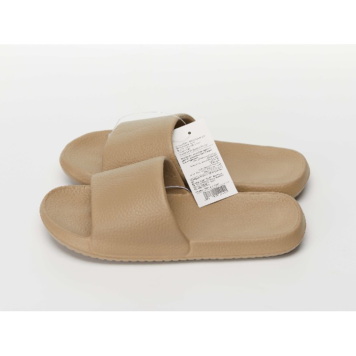 household-goods/clothes-shoes-accessories/mumuso-men's-lightweight-slippers-khaki41-42