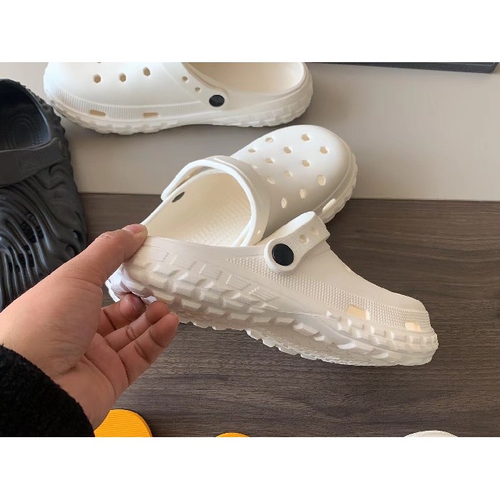 household-goods/clothes-shoes-accessories/mumuso-garden-clogs-white42-43